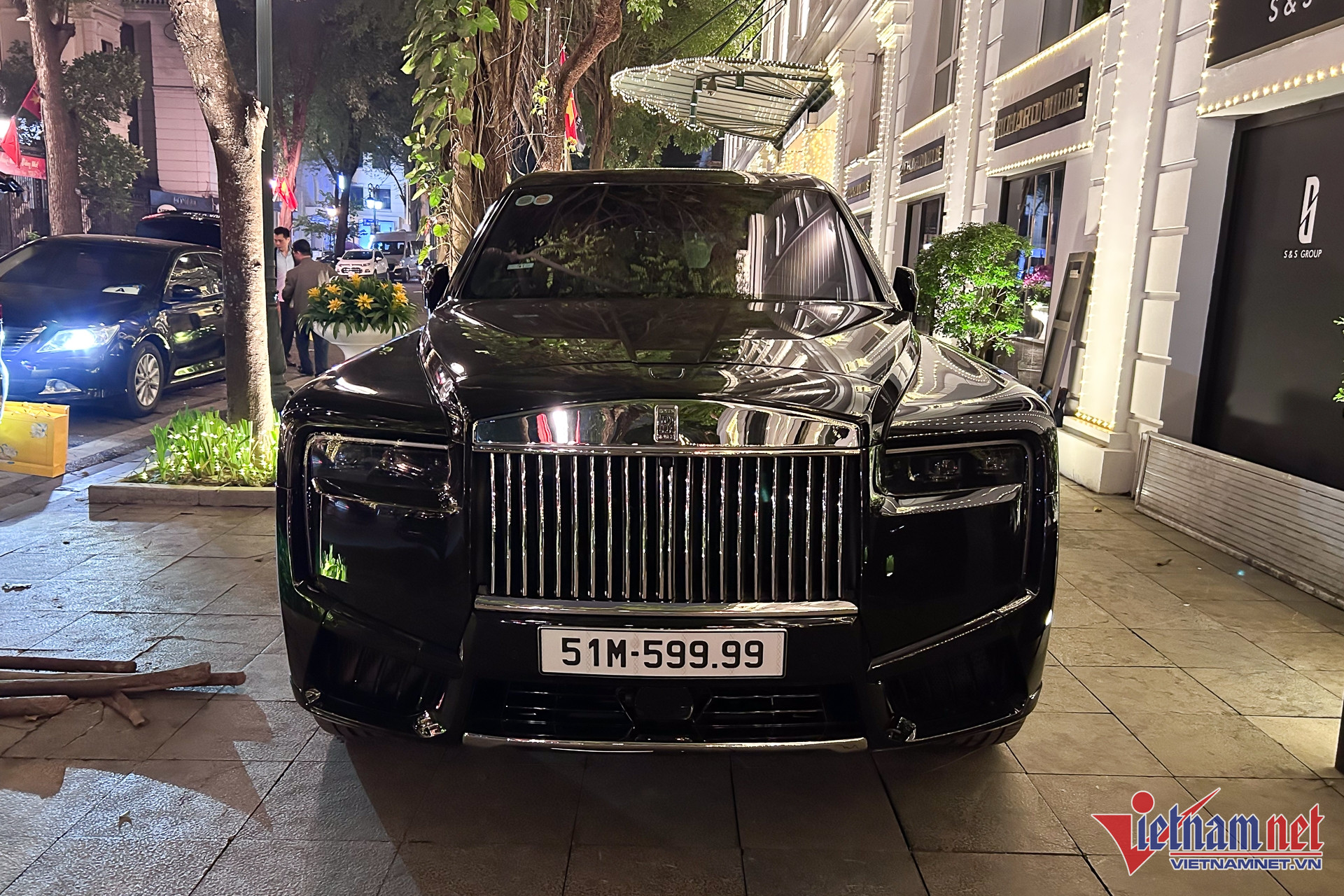 W-cullinan tu 9 9.JPG.jpg