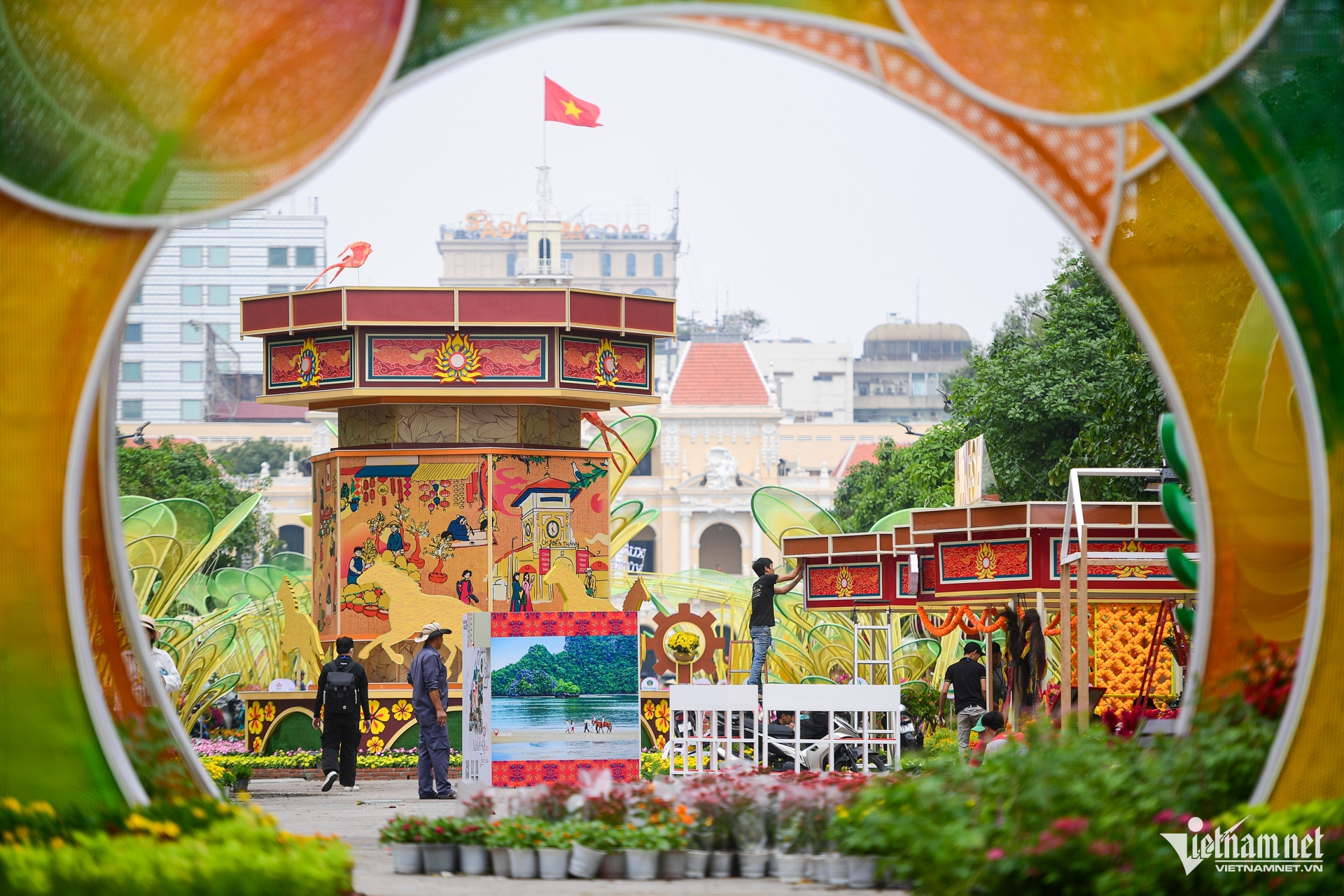 W-đường hoa Nguyễn Huệ Nguyễn Huế 9.jpg