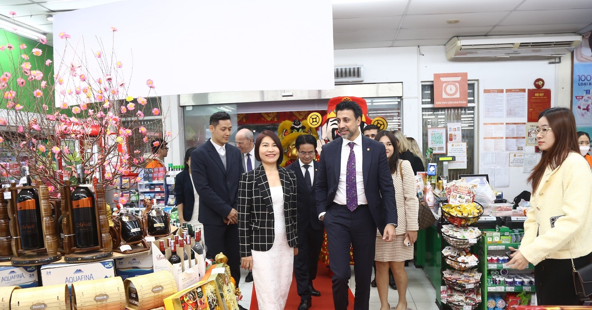 Bộ trưởng Canada thăm BRG Mart, thúc đẩy hợp tác nông sản với Việt Nam