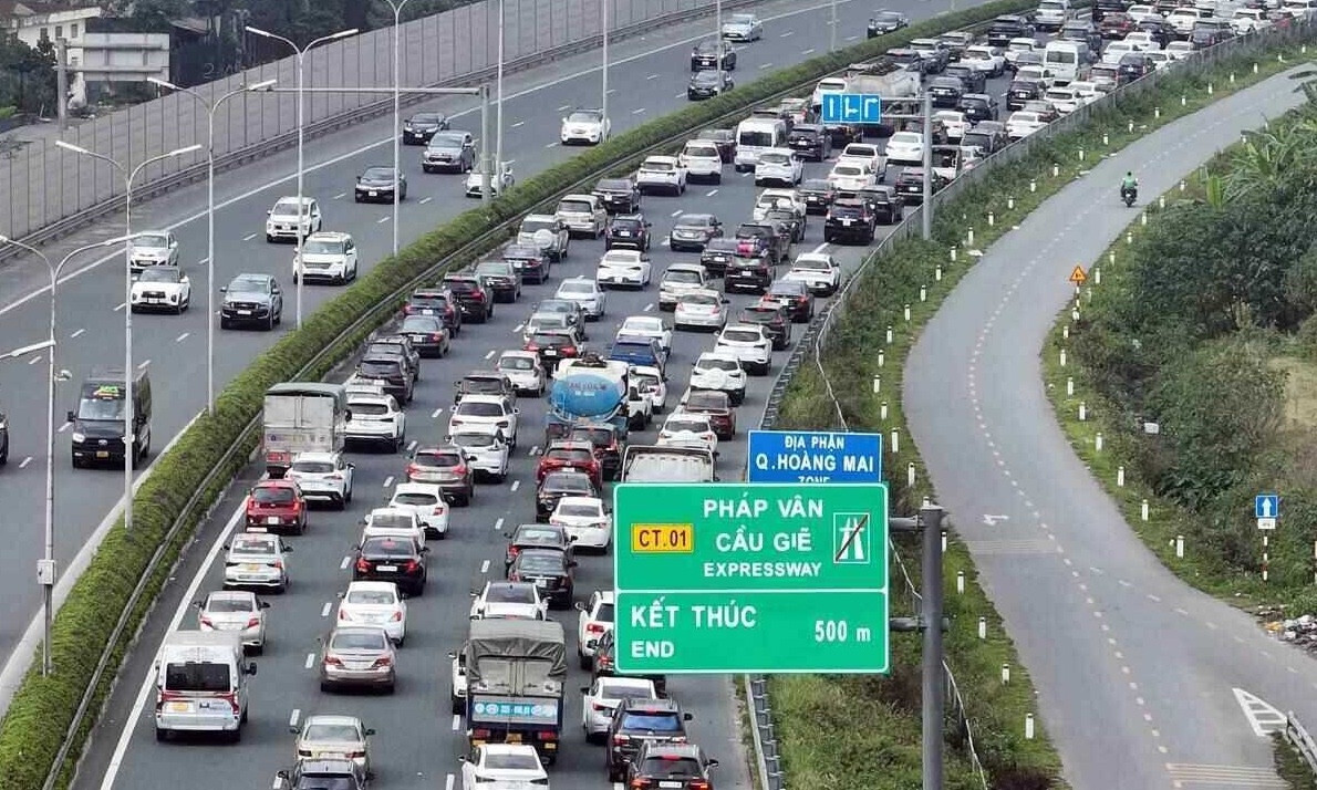 cao tốc Pháp Vân .jpg