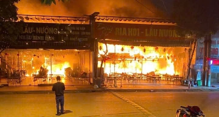Hỏa hoạn nhà hàng ở Bắc Ninh: Một nhân viên tử vong, lực lượng chức năng khẩn trương điều tra