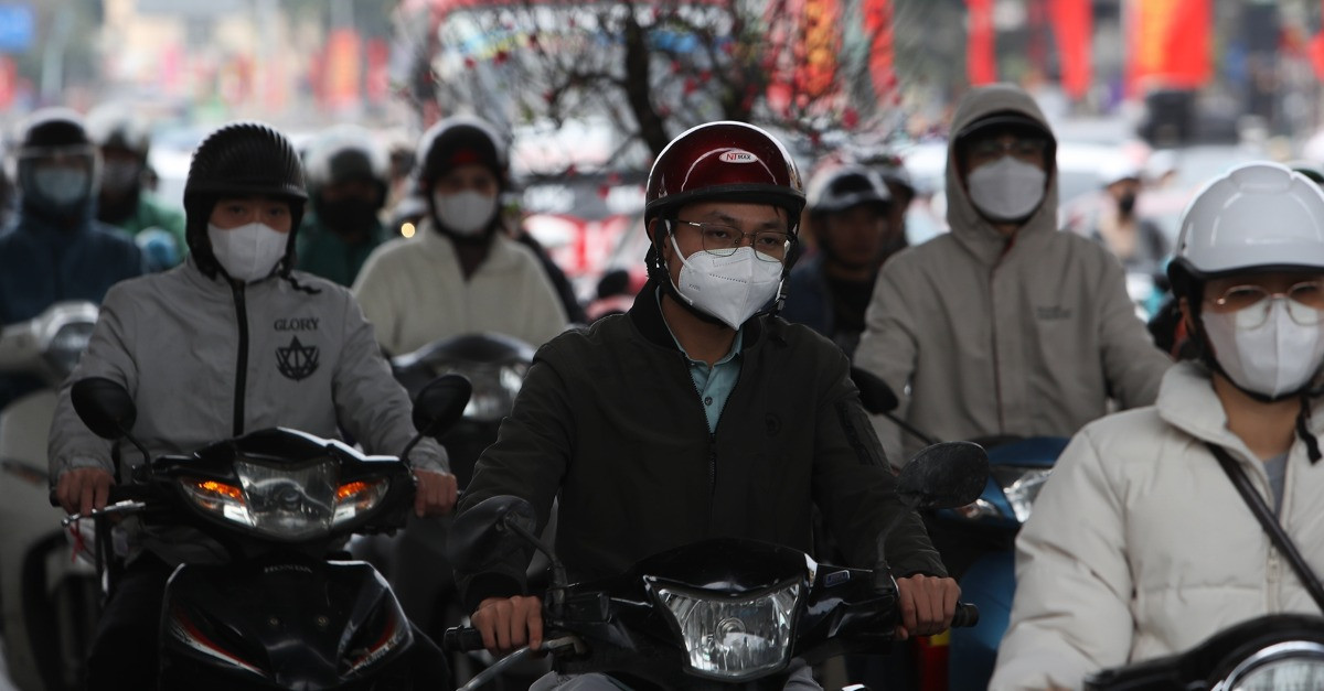 Cửa ngõ Hà Nội kẹt cứng sau chiều làm việc cuối cùng năm Ất Tỵ