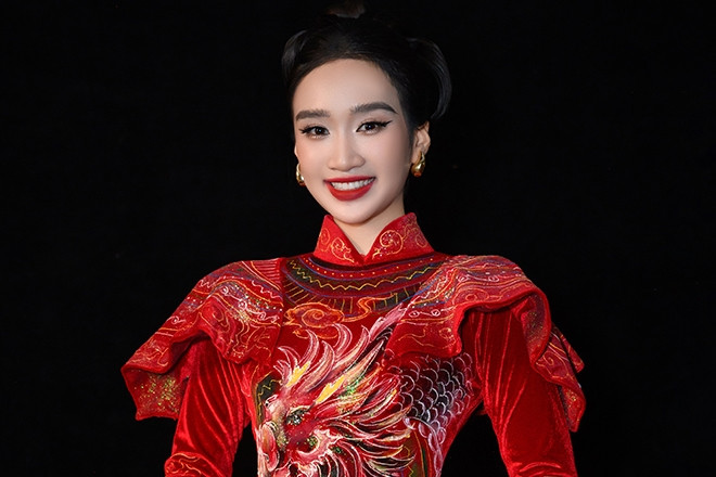 Hoa hậu Trà Giang nền nã áo dài, tiết lộ cuộc sống sau đăng quang