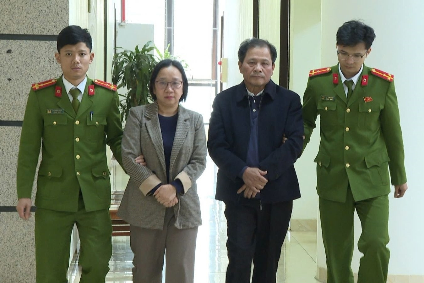 Khởi tố hai giám đốc kinh doanh xe điện lớn nhất Thanh Hóa