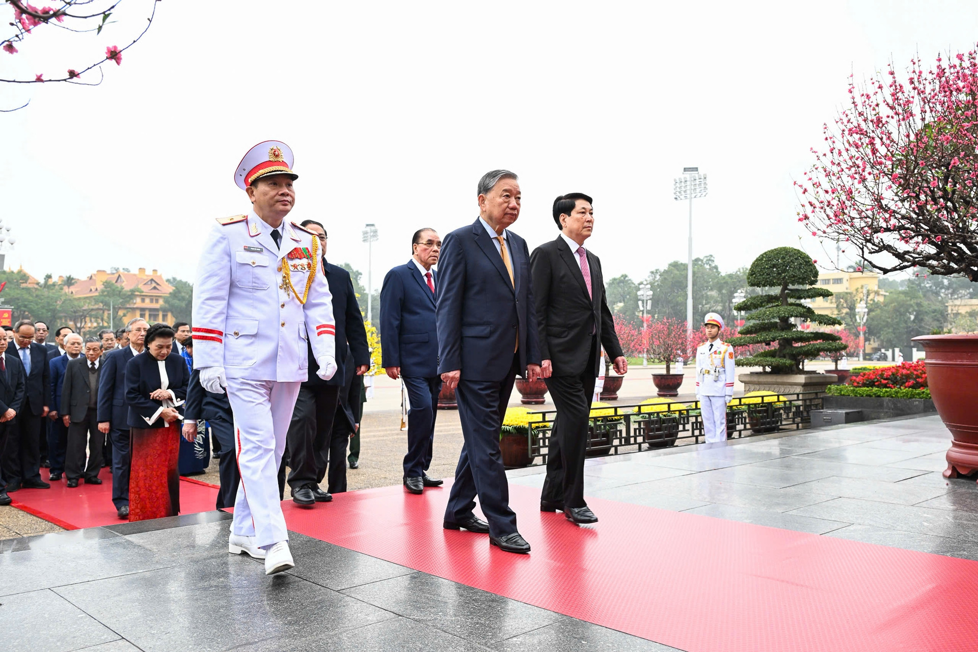 Lãnh đạo Đảng, Nhà nước viếng Chủ tịch Hồ Chí Minh nhân dịp Tết Nguyên đán