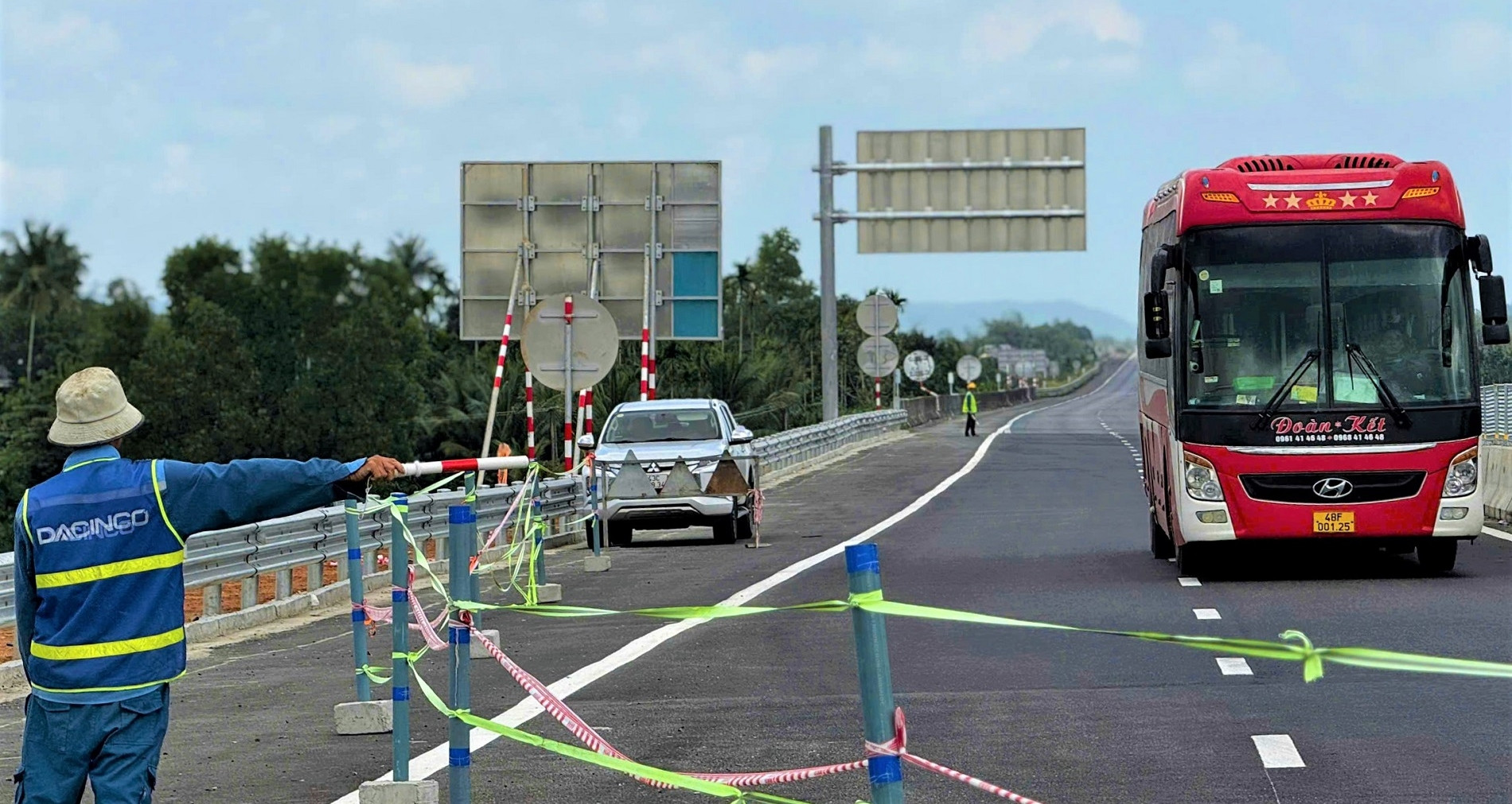 Lý do cao tốc Quảng Ngãi - Hoài Nhơn dừng thông xe khi vừa thông báo vận hành