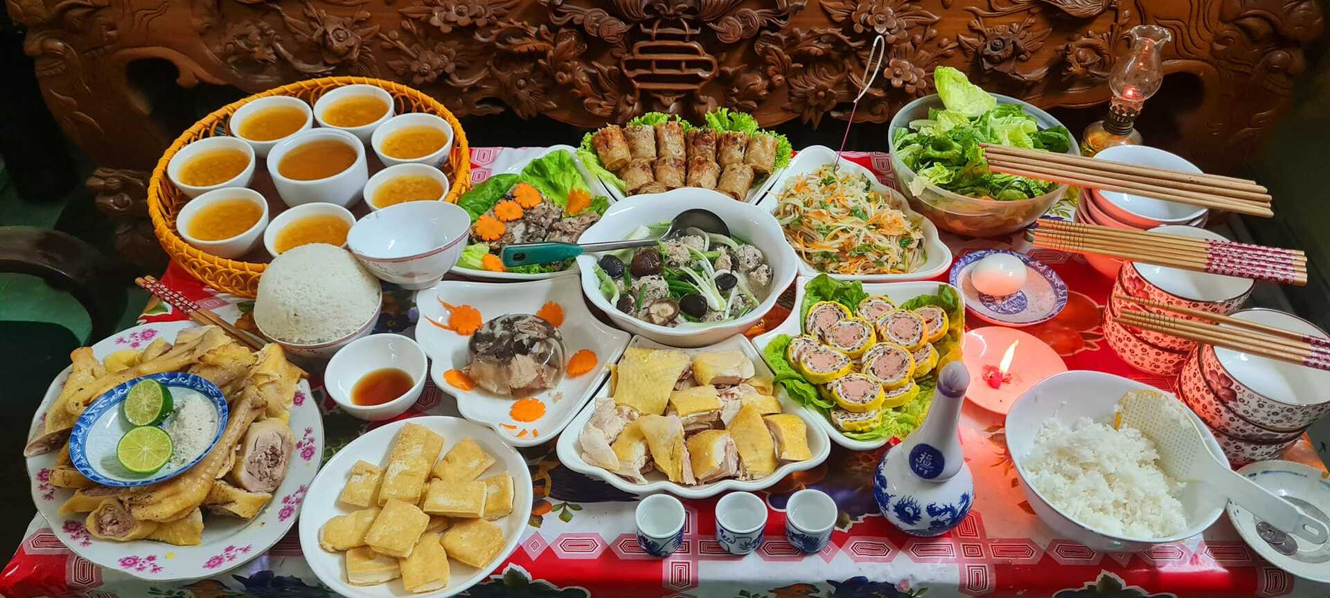 mâm cỗ (1).jpg