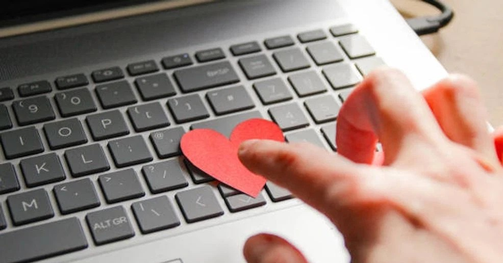 Mất 1,5 triệu USD vì nghe lời bạn gái quen qua mạng đầu tư tiền ảo
