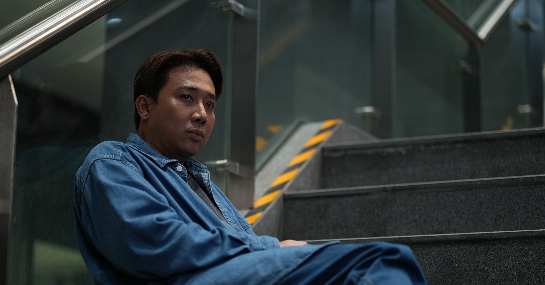 Phim Tết ‘Thỏ Ơi’ của Trấn Thành: Những vết nứt cảm xúc sau vẻ hào nhoáng