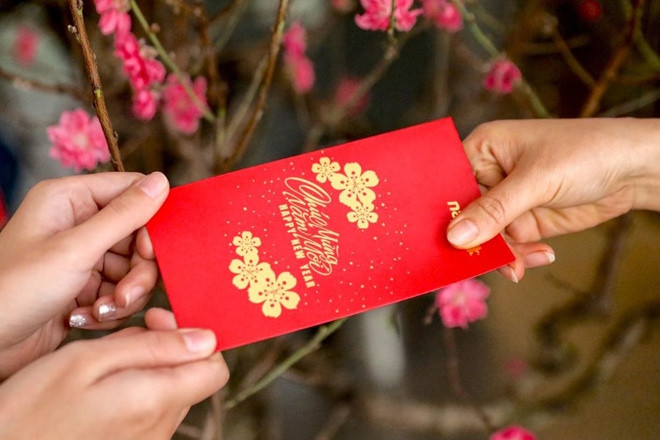 Phong tục mừng tuổi đầu năm mới có ý nghĩa gì, lưu ý khi lì xì?