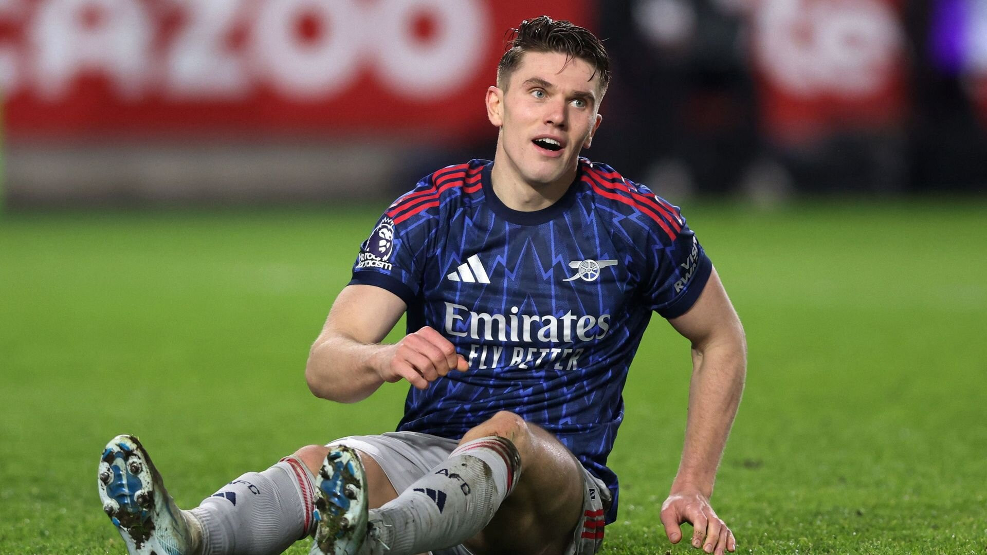 resources_premierleague_pulselive_com 2026 02 12T210857Z_1742317987_UP1EM2C1MQW68_RTRMADP_3_SOCCER ENGLAND BRE ARS (2).jpg