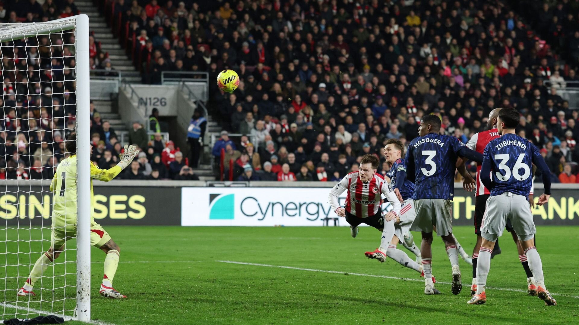 resources_premierleague_pulselive_com 2261315445 (1).jpg