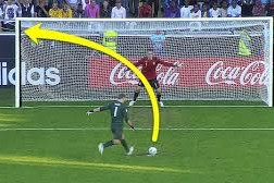 Video những cú đá 11m khó quên nhất lịch sử bóng đá