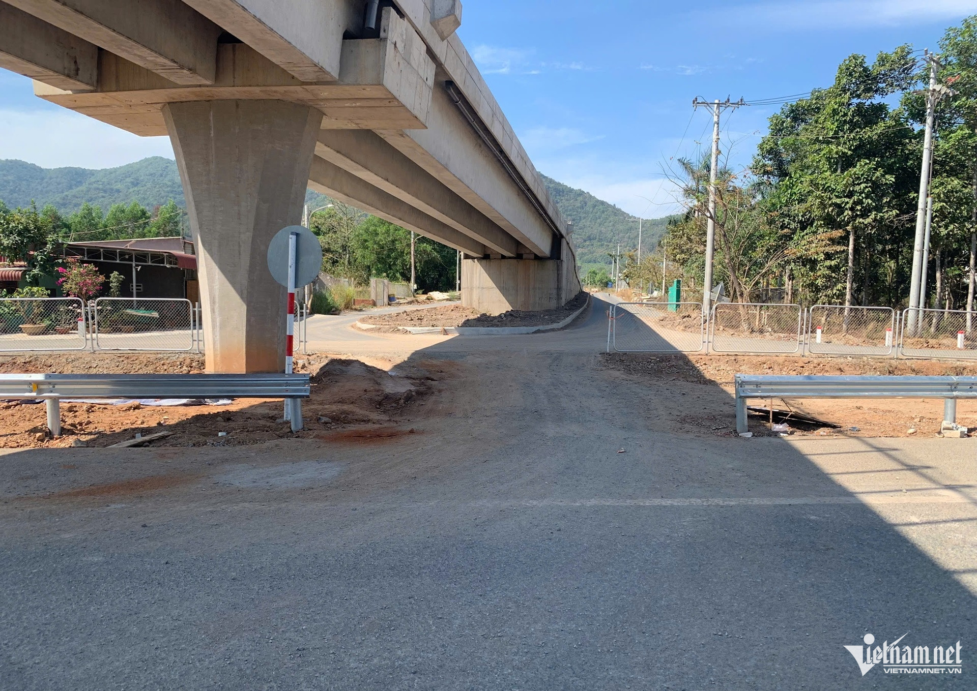 W-cao tốc Biên Hòa Vũng Tàu lỡ hẹn thông xe tạm trước Tết Bính Ngọ.3.jpg