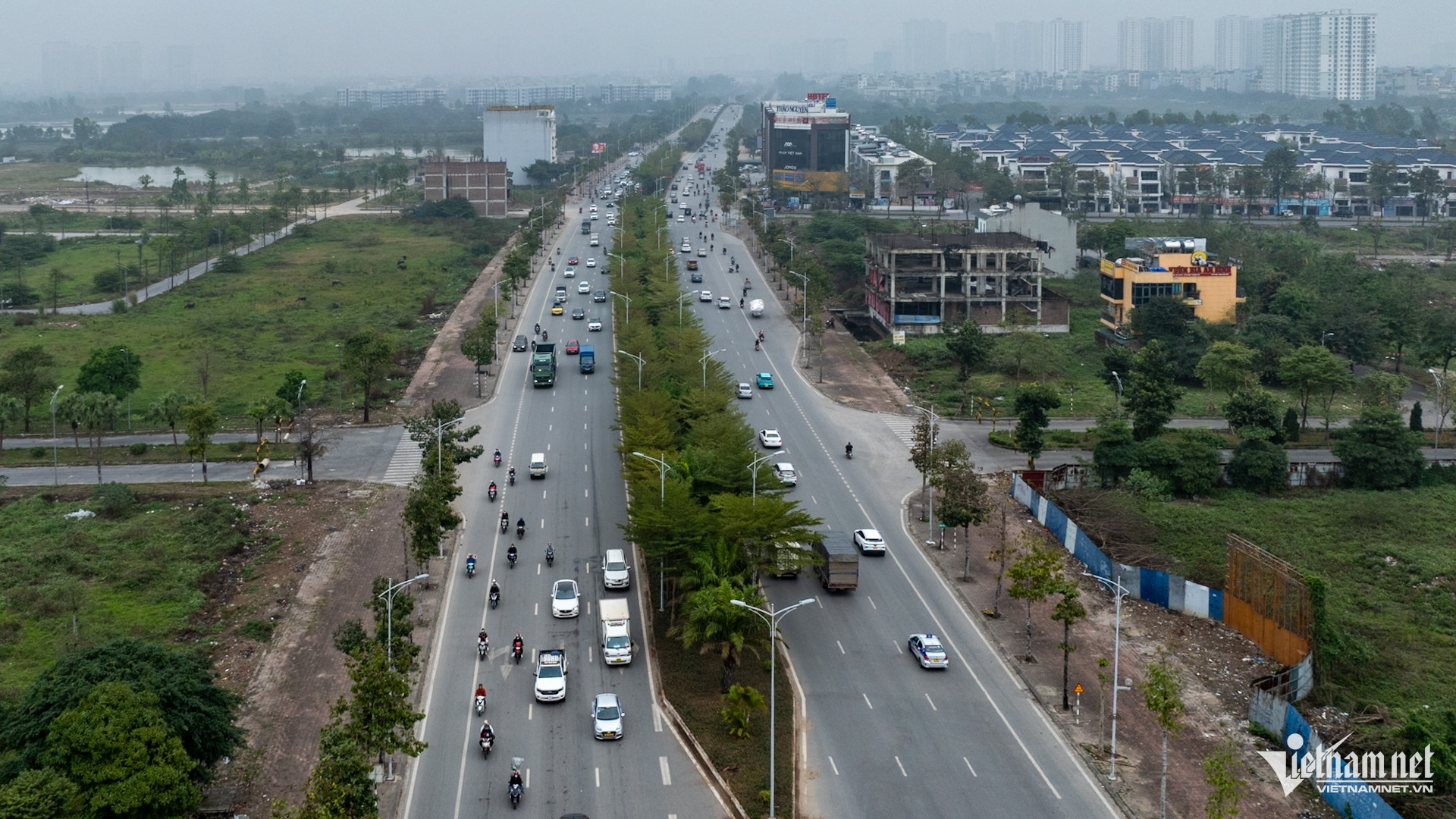 W-Đường trục phía Nam_tết (24).jpg