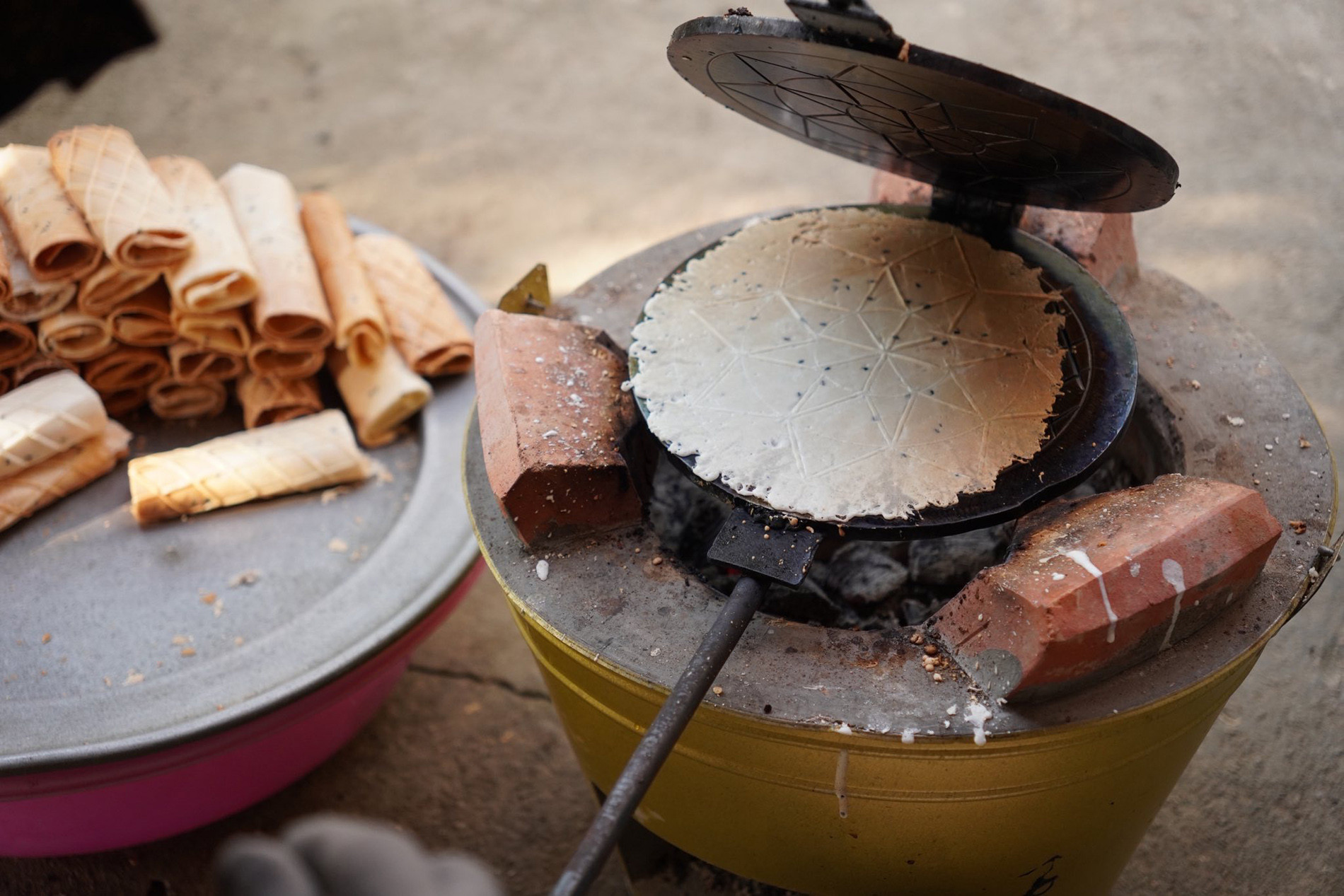 Bánh kẹp - món ăn dân dã của người miền Tây