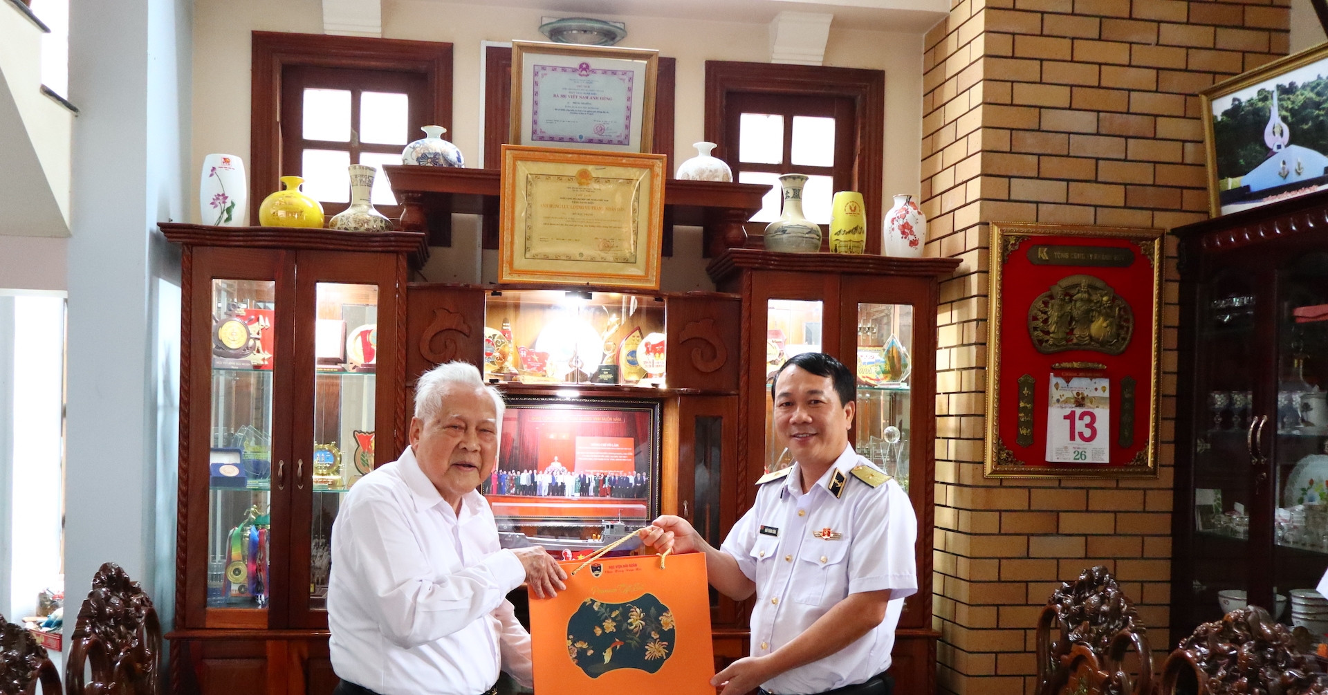 Gặp thuyền trưởng tàu không số Hồ Đắc Thành: Huyền thoại đường Hồ Chí Minh trên biển