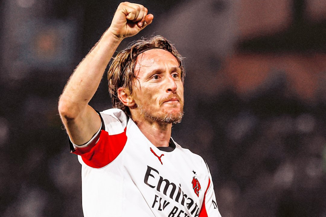 Modric ghi bàn thắng vàng, Milan giành 3 điểm nghẹt thở
