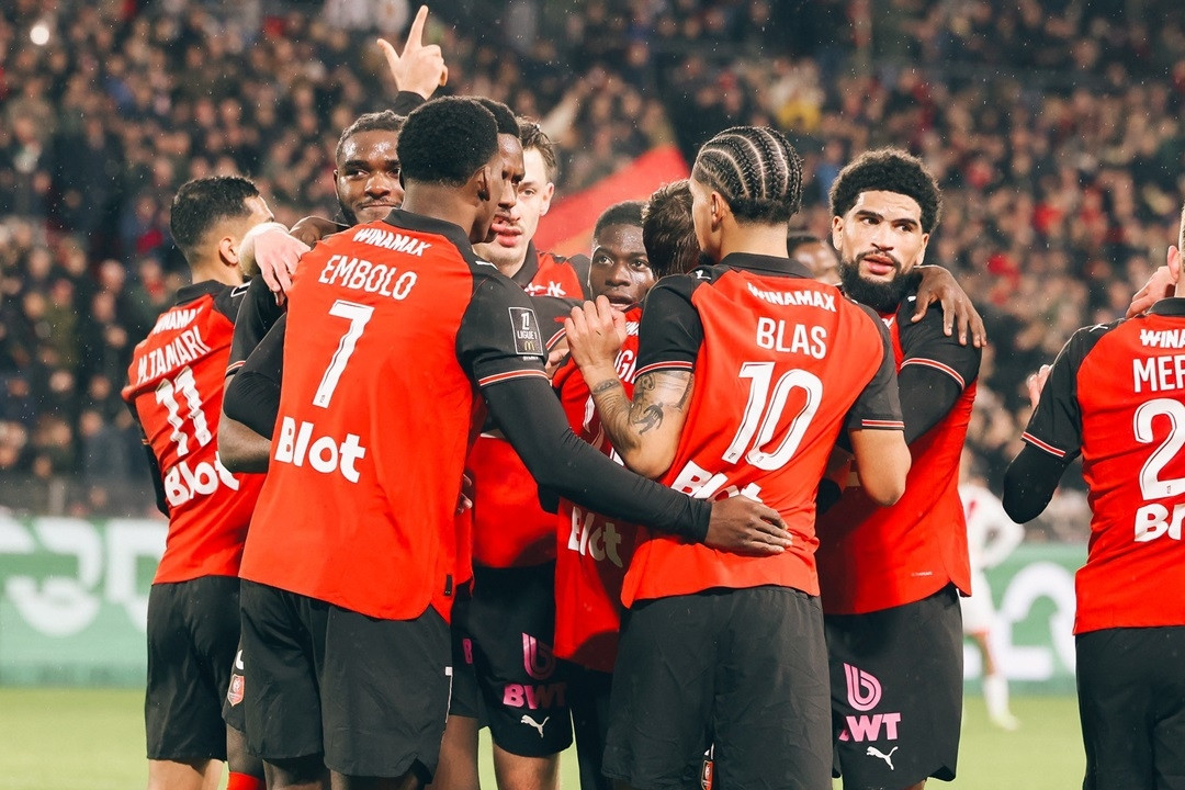 PSG thua sốc, nguy cơ mất ngôi đầu Ligue 1