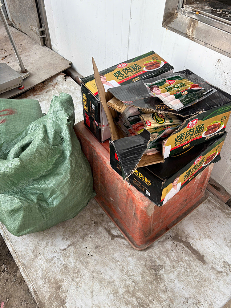 thuc  pham ban lap xuong dong lanh 6.png