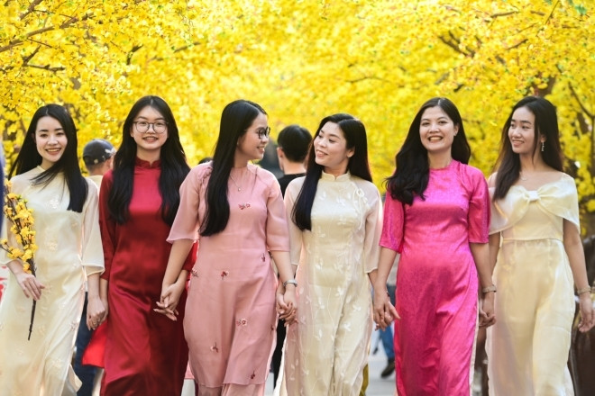 Tuổi xông đất, xông nhà năm Bính Ngọ 2026 giúp gia chủ may mắn, phát tài