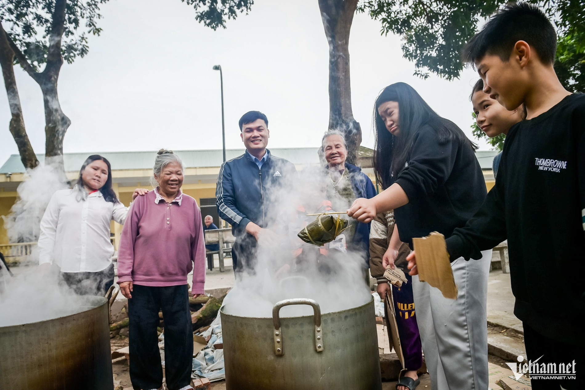 W-tết trung tâm_4.jpg