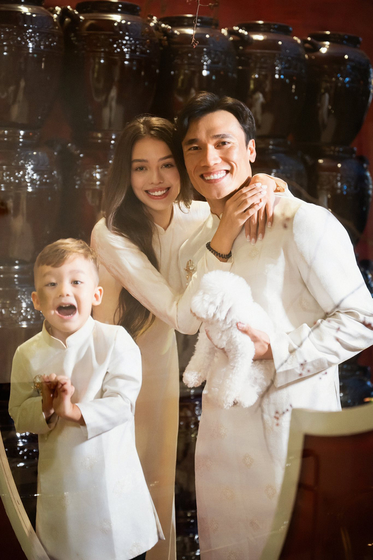 Bùi Tiến Dũng cùng vợ Tây khoe ảnh đẹp lung linh đón Tết bui tien dung 5.jpg