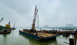 Cầu Trần Hung Đạo 4.jpg