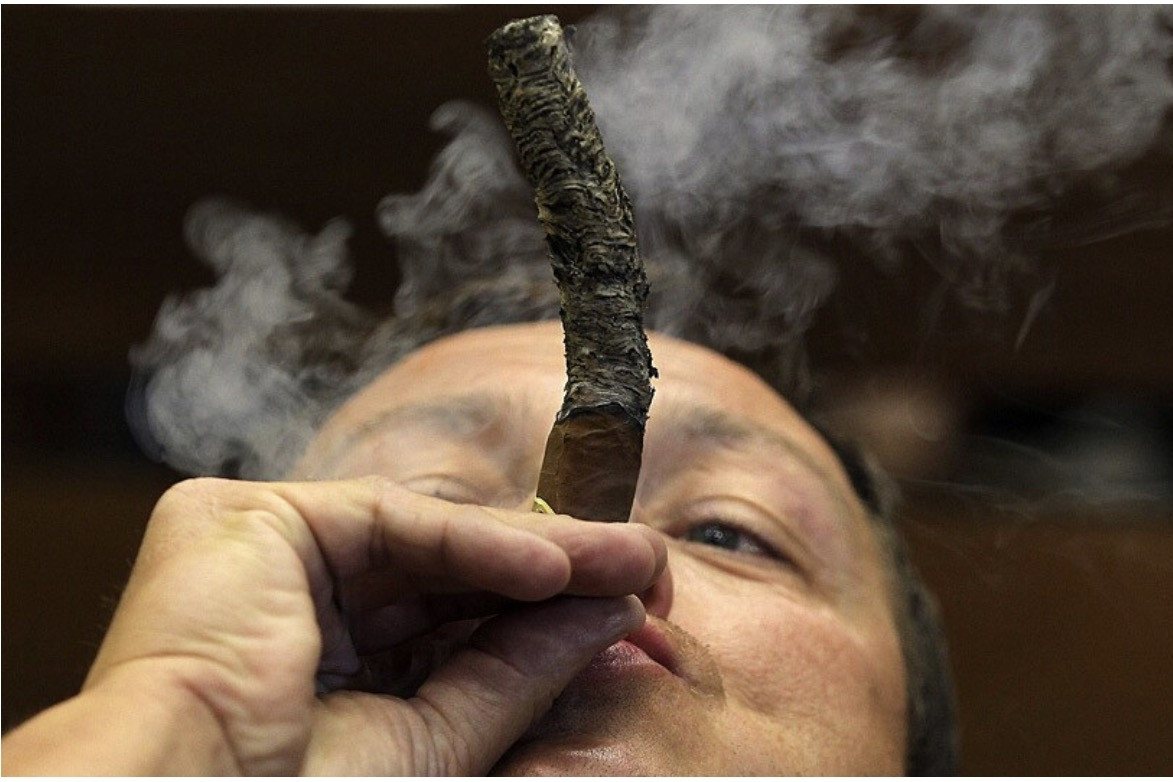 Cuba hoãn lễ hội xì gà thường niên do lệnh cấm vận của Mỹ