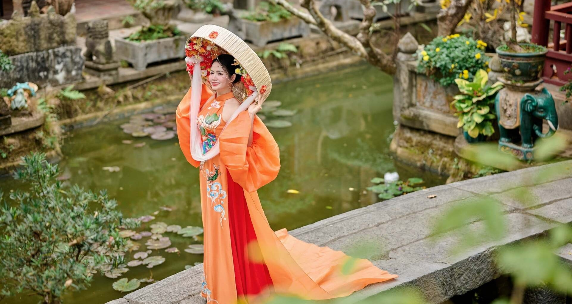 Giờ đẹp, hướng tốt xuất hành mùng 2 tết Bính Ngọ 2026