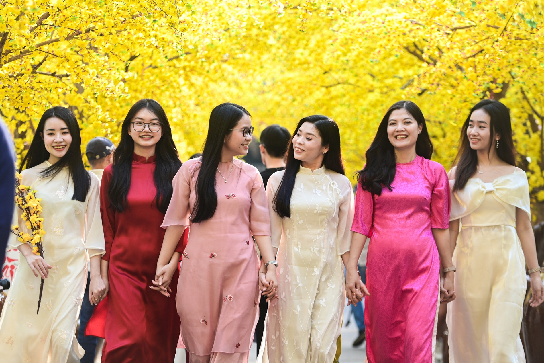 Giờ đẹp, hướng tốt xuất hành mùng 3 tết Bính Ngọ 2026