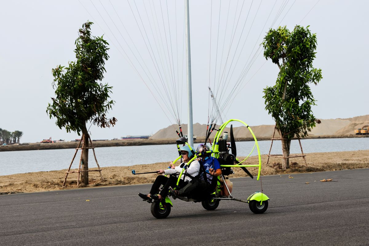 Green Paradise A1(24).jpg