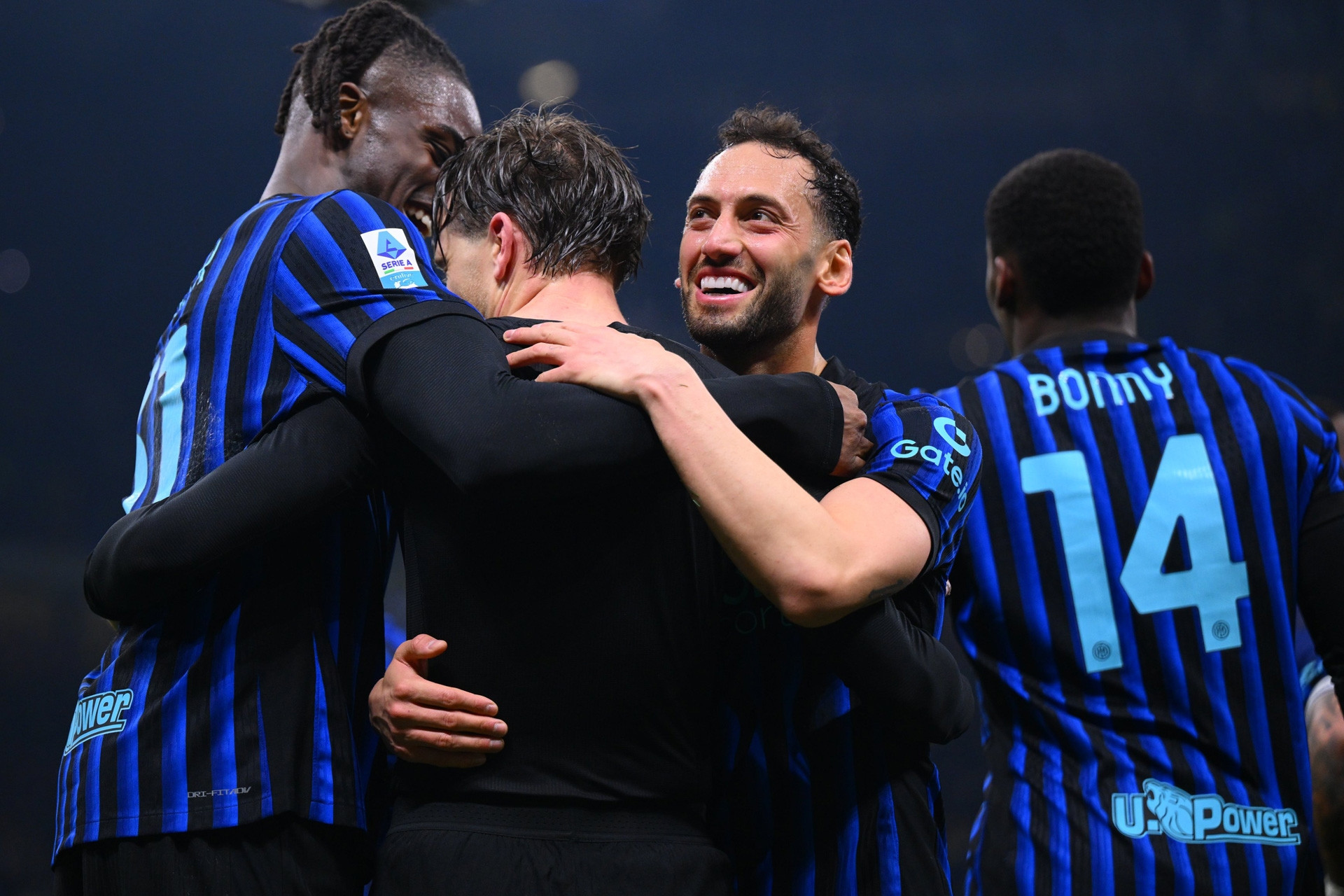 Hạ Juventus ở phút 90, Inter xây chắc ngôi đầu Serie A