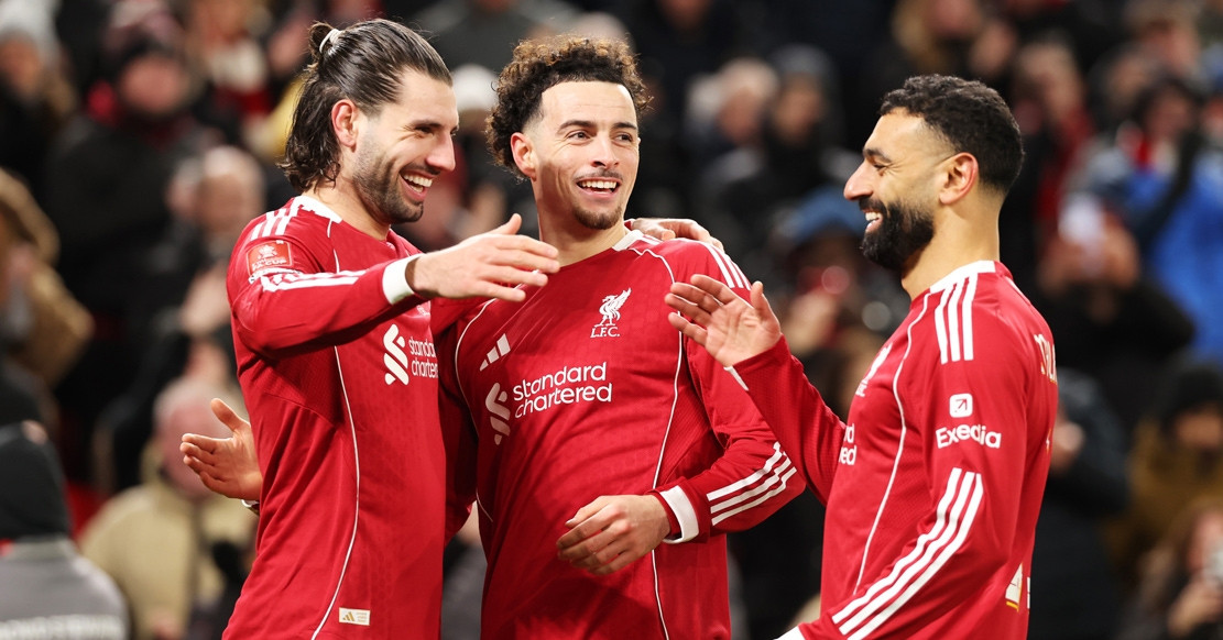 Salah lên tiếng, Liverpool vùi dập Brighton