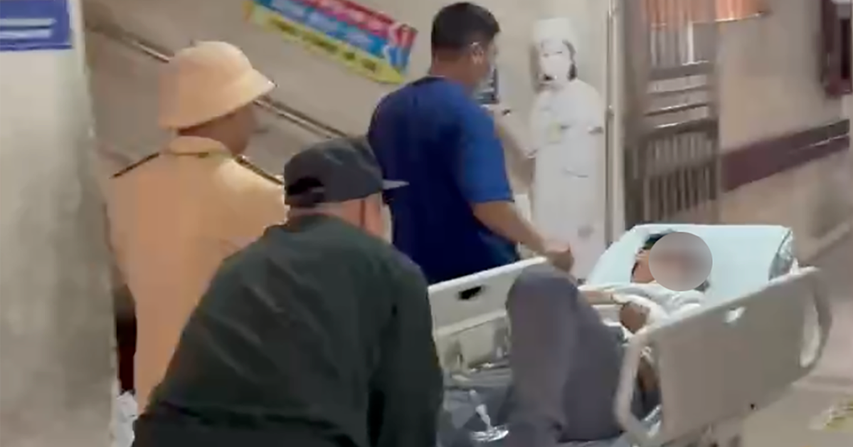 Tài xế ô tô đau bụng dữ dội trên cao tốc, tổ CSGT ra quyết định tức thì