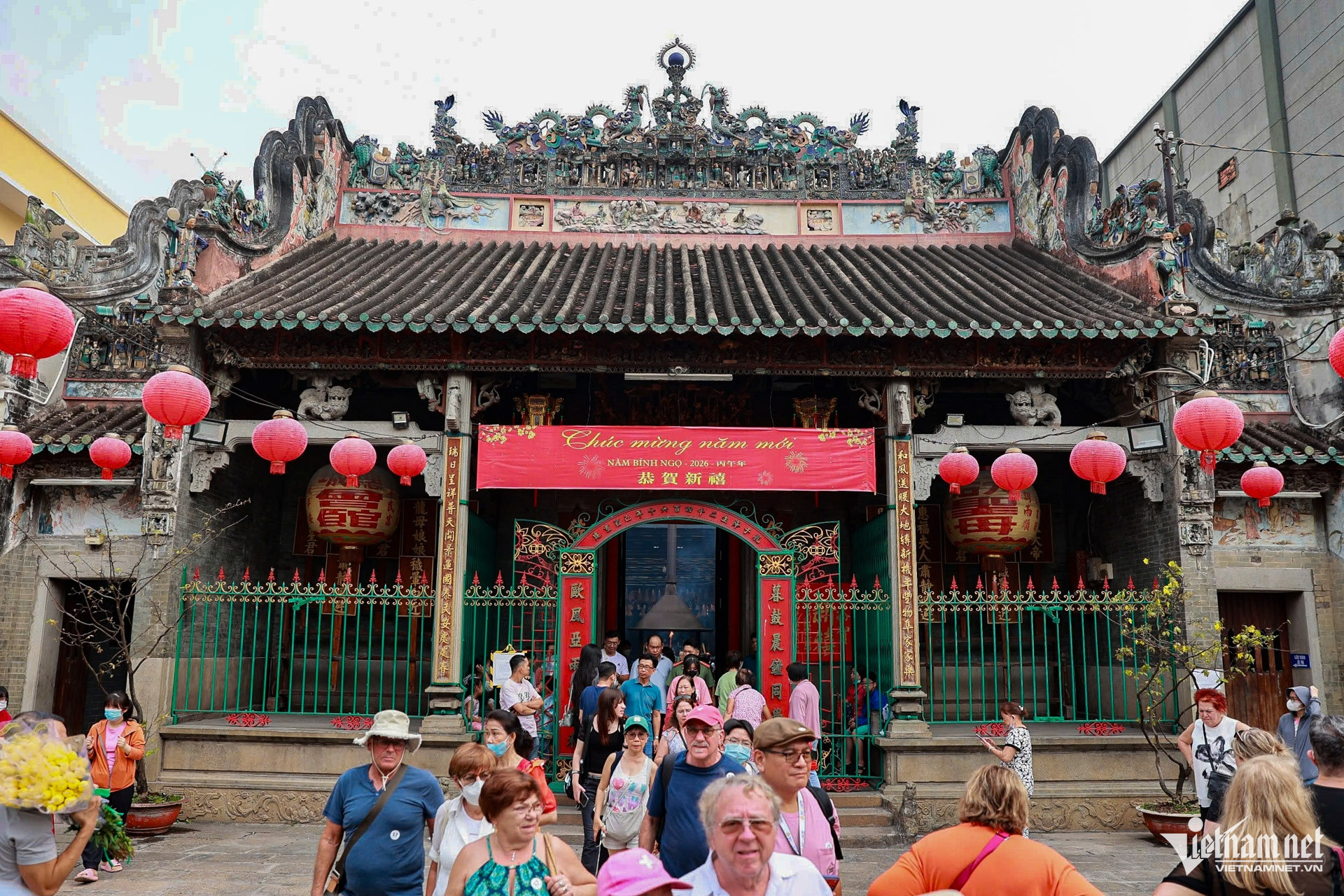 W-chùa bà Thiên Hậu Nguyễn Huế 13.jpg