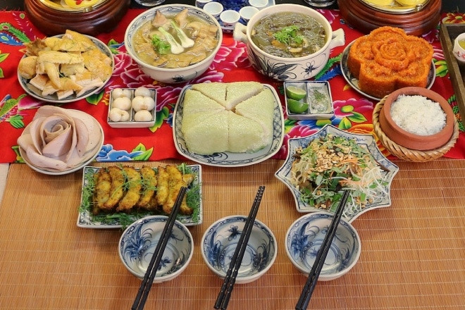 Mâm cỗ cúng hóa vàng tết Bính Ngọ 2026 đầy đủ, chuẩn phong tục