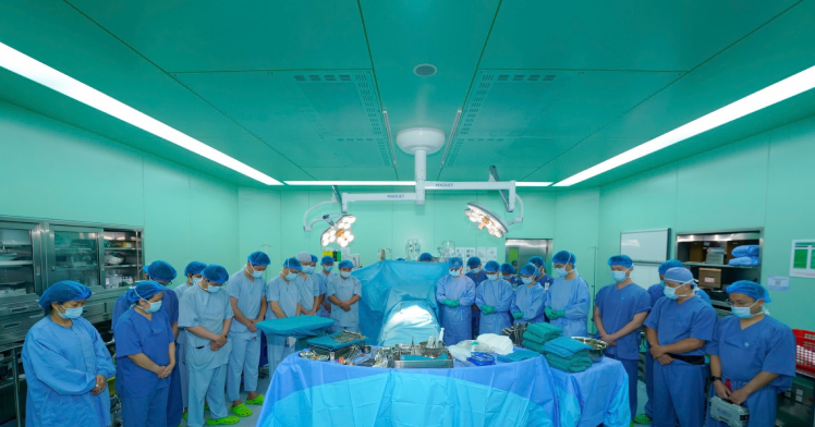 Hơn 200 nhân viên y tế xuyên đêm cuối năm thực hiện 4 ca ghép tạng