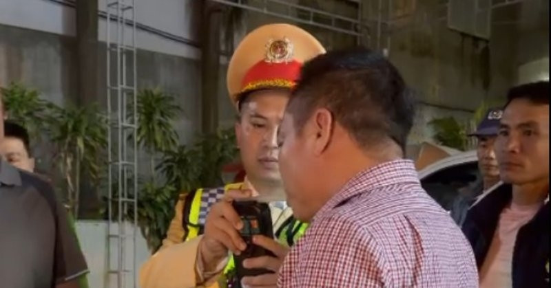 Nam tài xế bị phạt 35 triệu, tước bằng lái 23 tháng vì vi phạm phổ biến dịp Tết