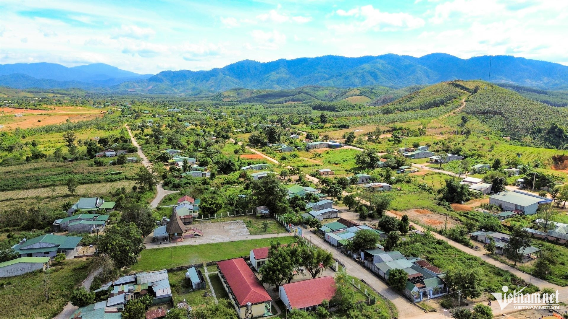 W-Diện mạo làng Le đang từng ngày khởi sắc.jpg