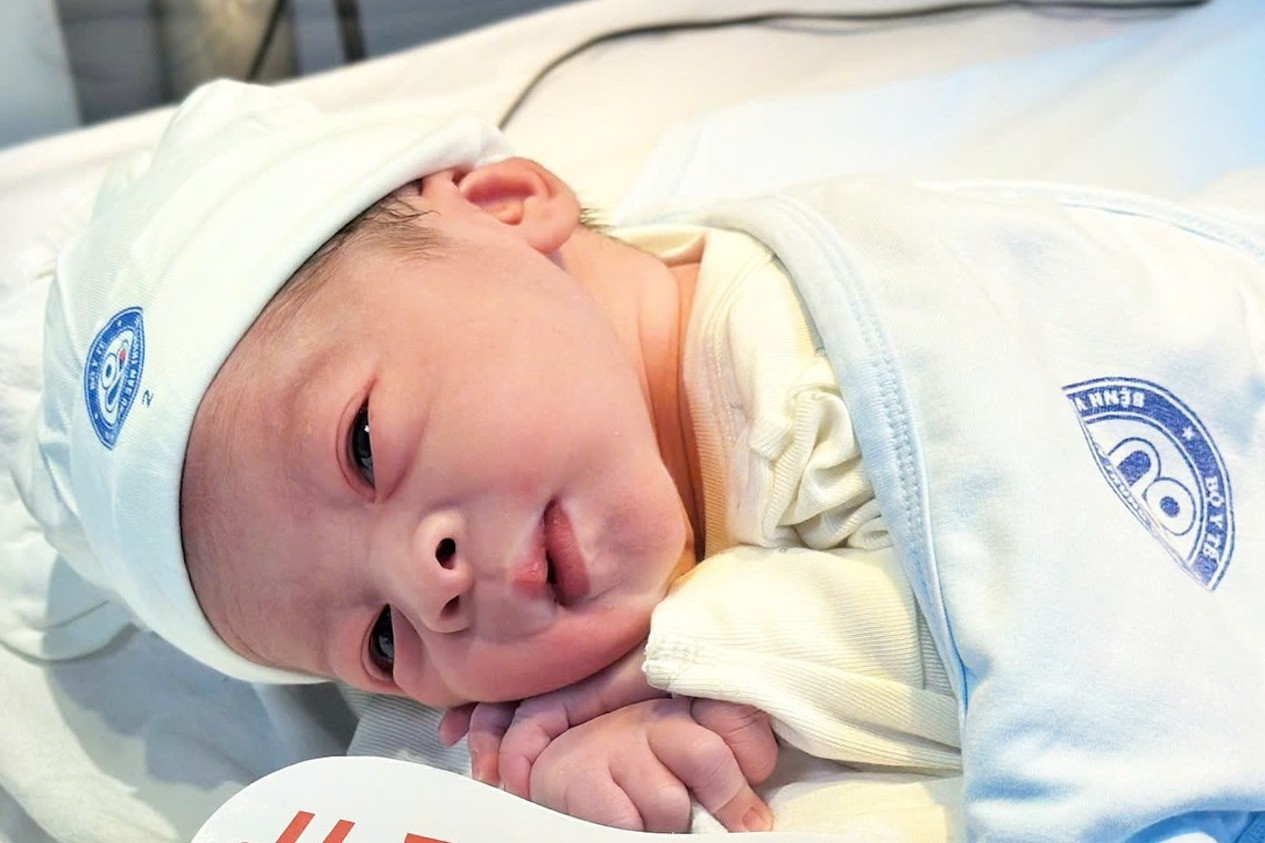 Công dân đầu tiên chào đời năm Bính Ngọ ở Bệnh viện Phụ sản Trung ương