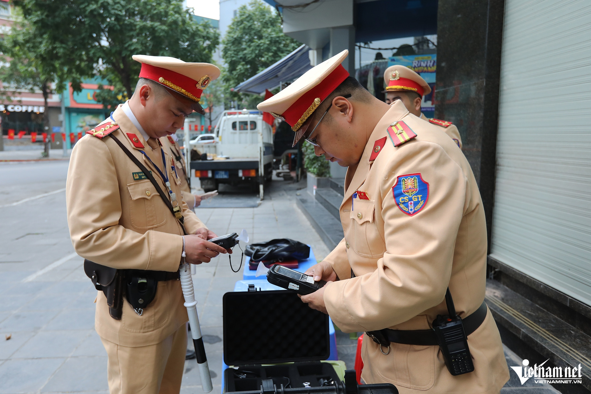 W-kiem tra con mung 1.JPG.jpg