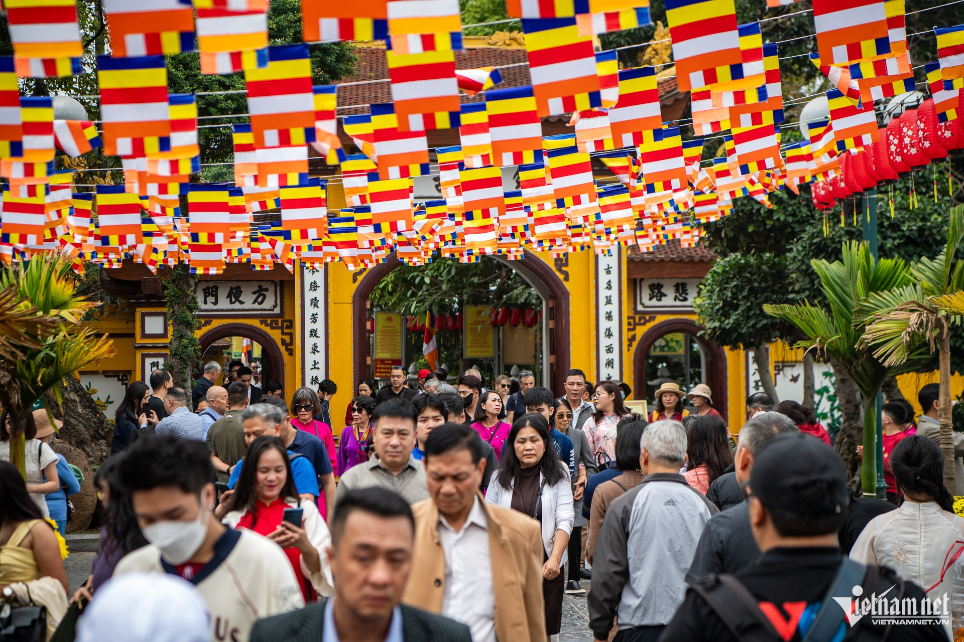 W-LE CHUA DAU NAM   DUC ANH 10.jpg