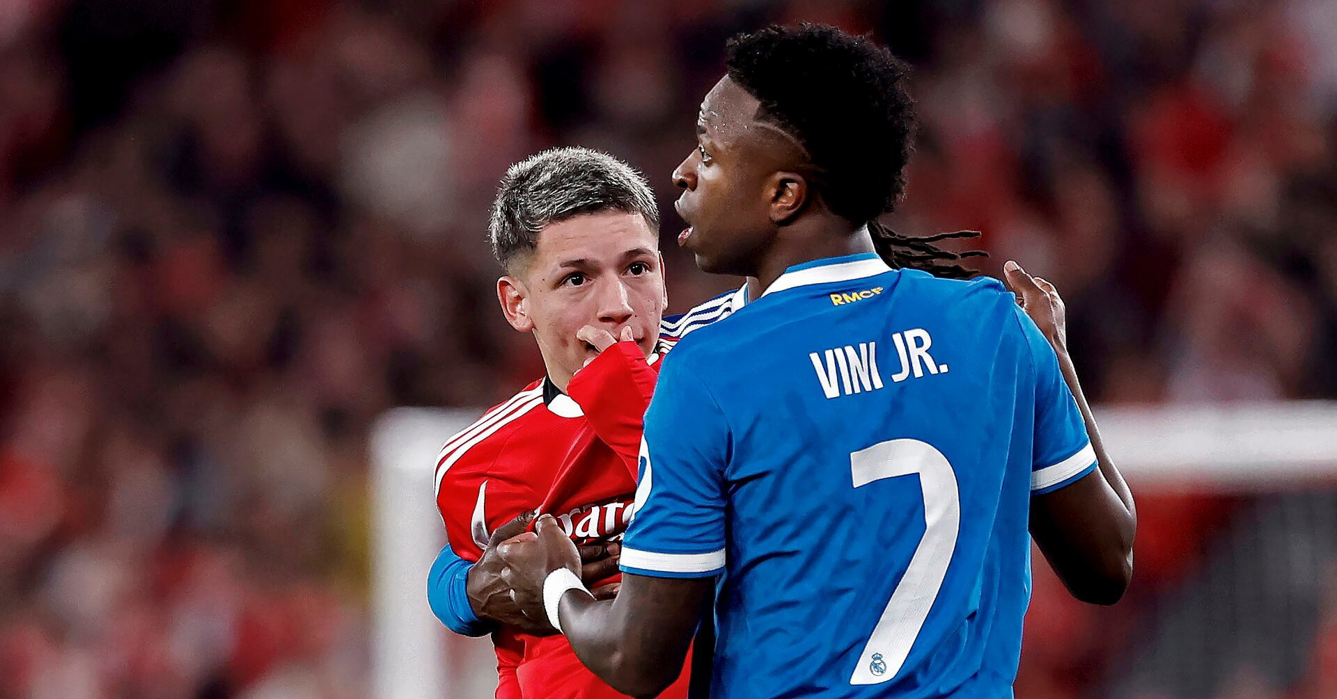 Vinicius Jr. Phản Đối Phân Biệt Chủng Tộc, Kêu Gọi Hành Động Quyết Liệt