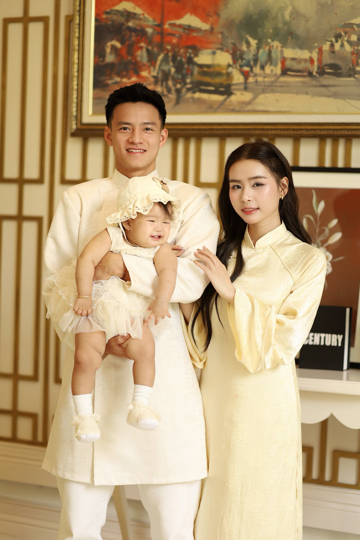 Sao bóng đá Việt Nam tưng bừng chơi Tết thanh nhan.jpg