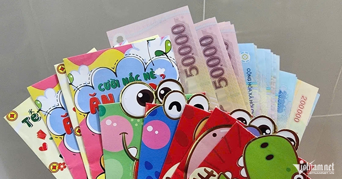 Tiền mừng tuổi từ bao nhiêu có thể gửi tiết kiệm?