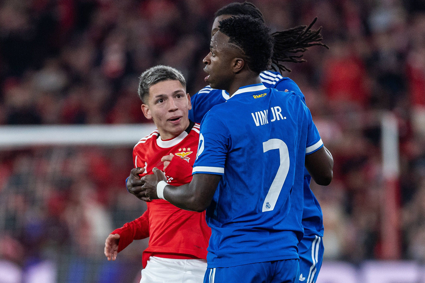 Vinicius Benfica Real Madrid.jpg