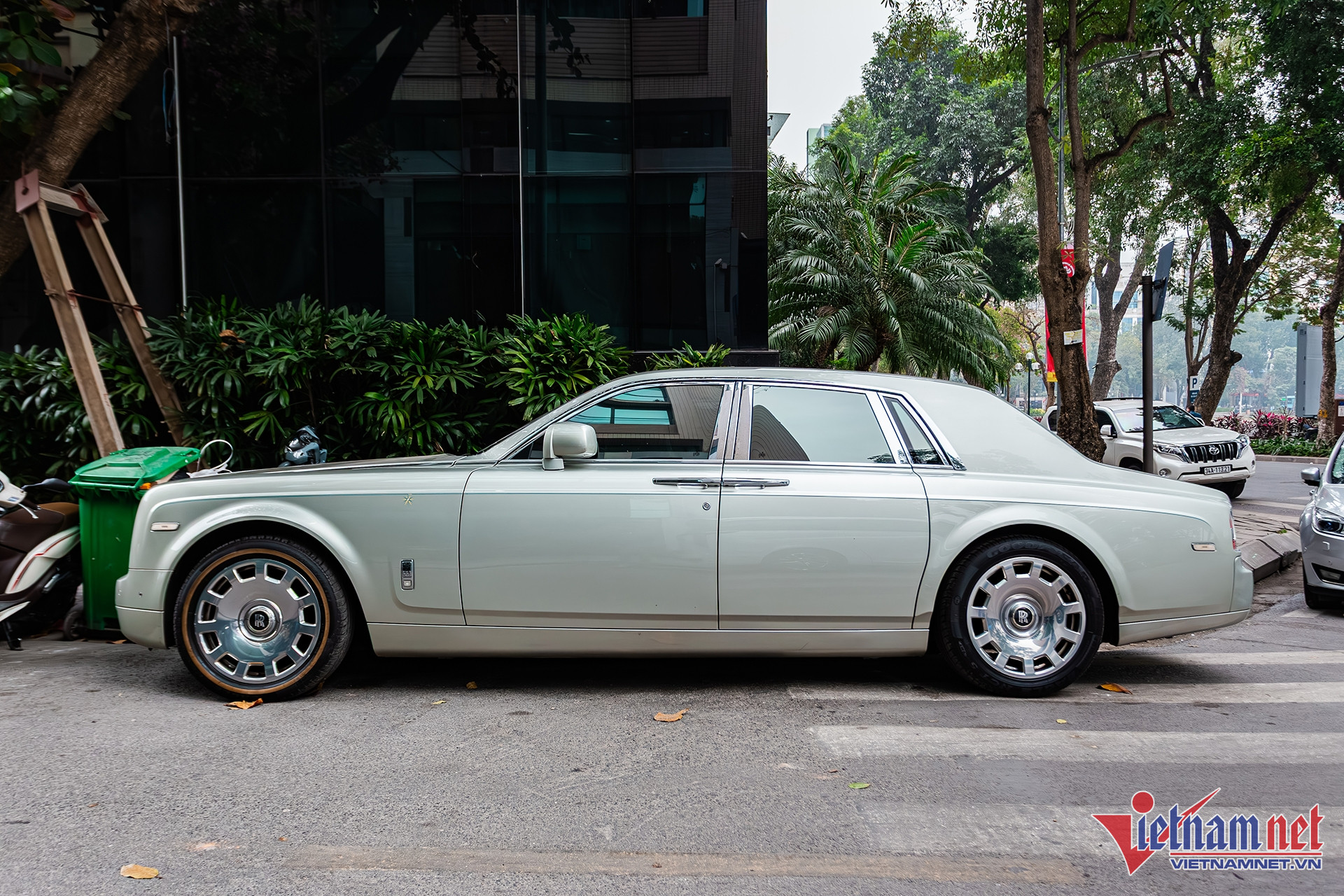 W-phantom hadar 13.JPG.jpg