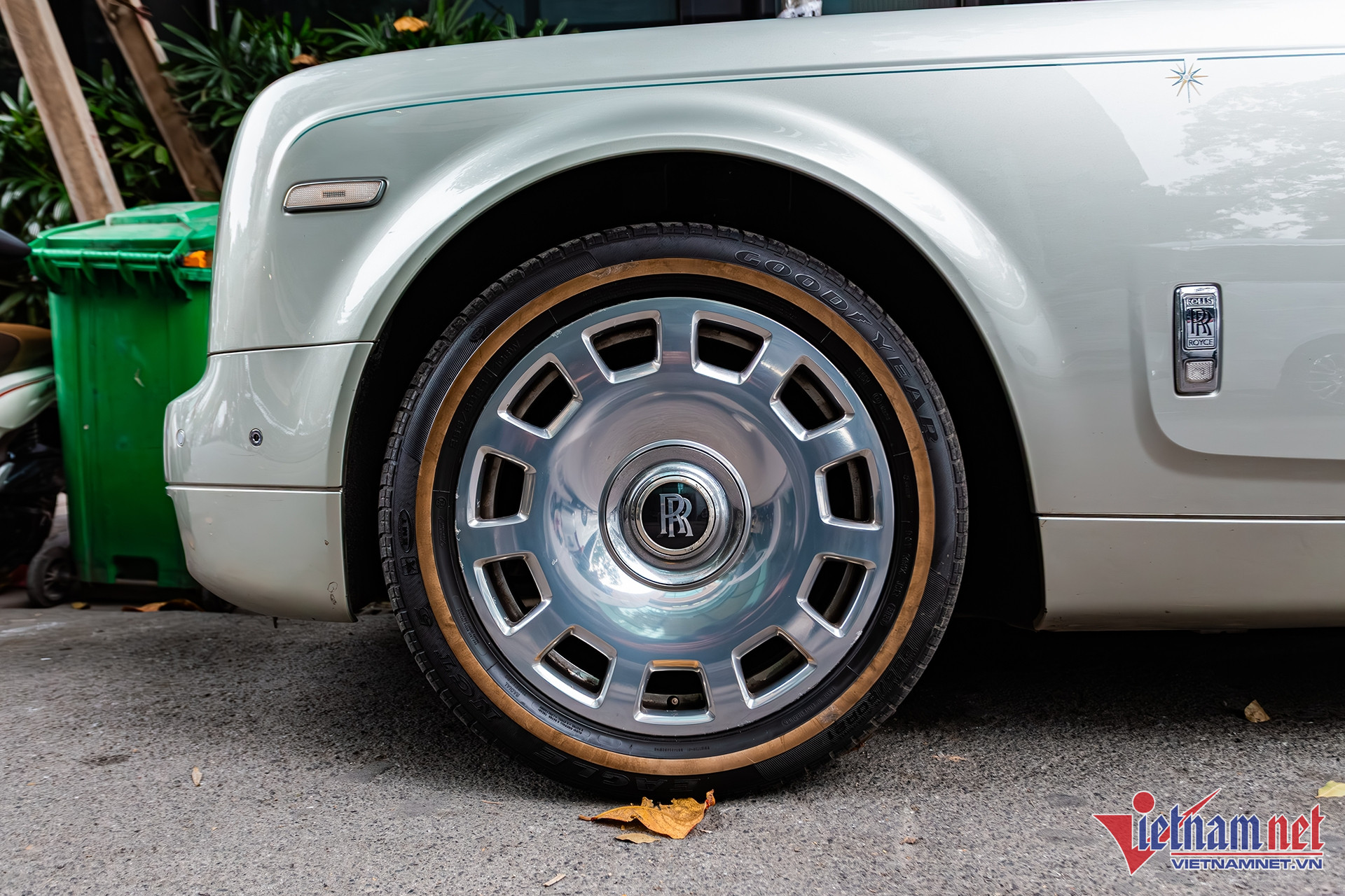 W-phantom hadar 7.JPG.jpg