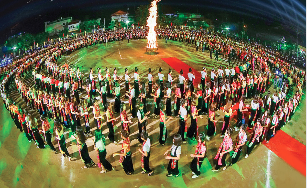 Đại đoàn kết dân tộc là nền tảng sức mạnh quốc gia Ảnh Thanh Thanh.jpg